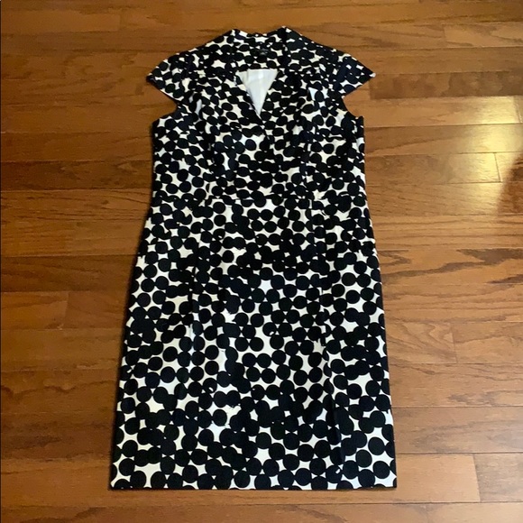 Ann Taylor Dresses & Skirts - 👗 Black and OffWhite Ann Taylor Dot Dress Sz8 EUC